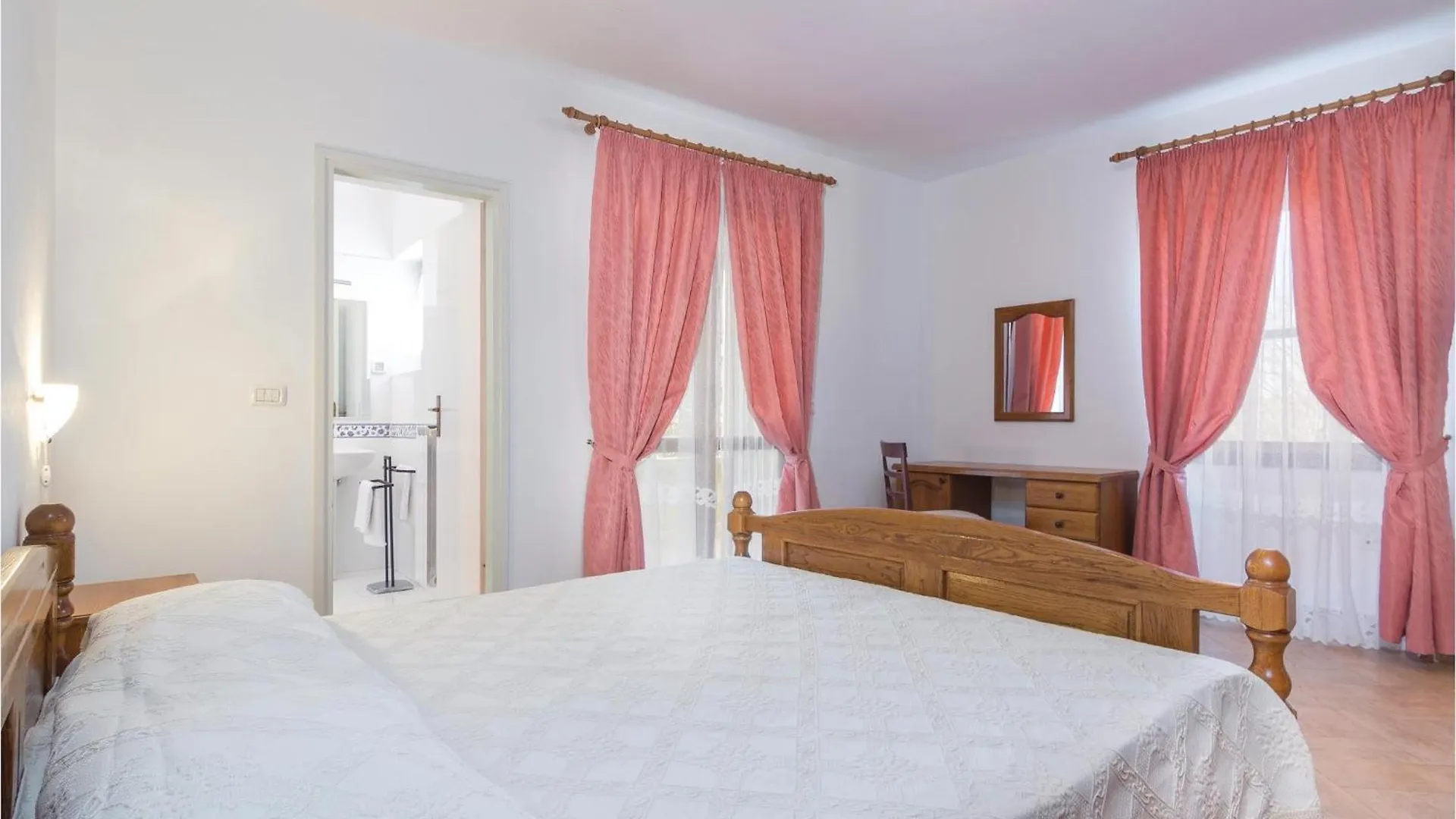 Holiday home Nice Home In Rovinj With Outdoor Swimming Pool