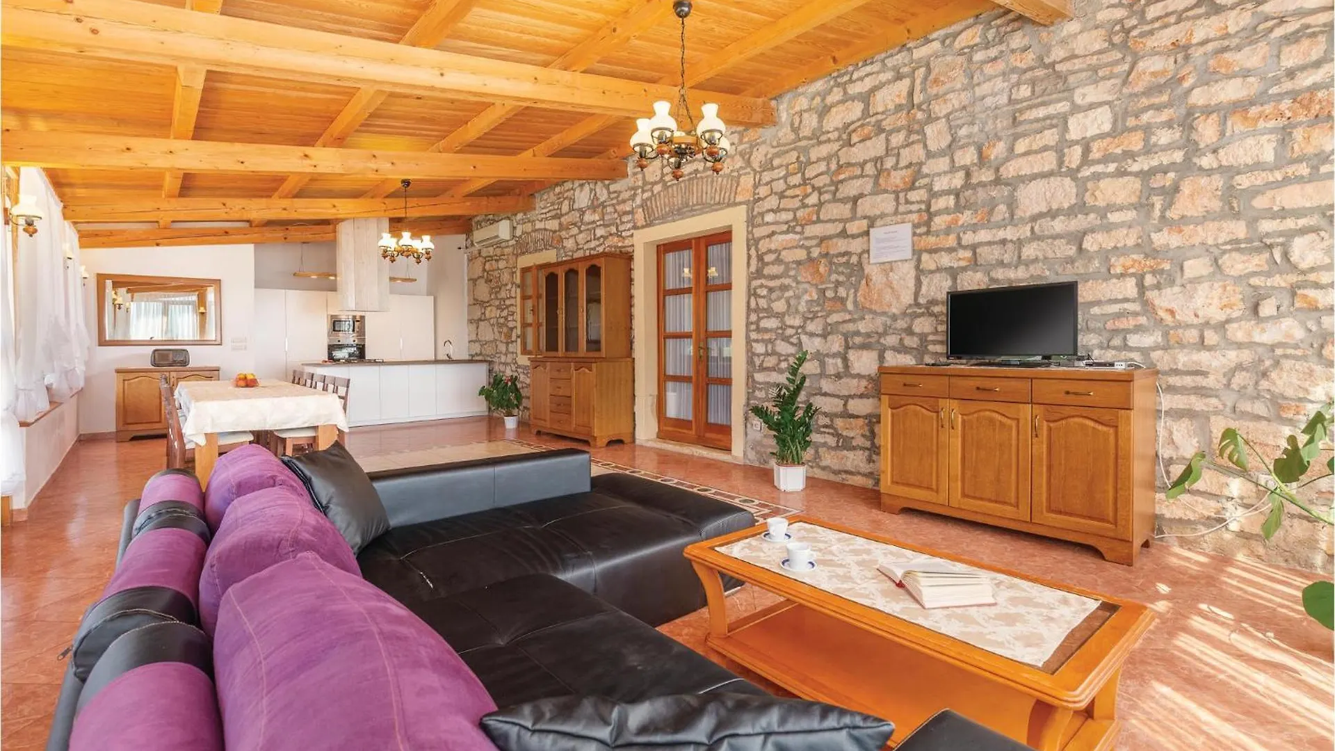 Nice Home In Rovinj With Outdoor Swimming Pool 0*,
